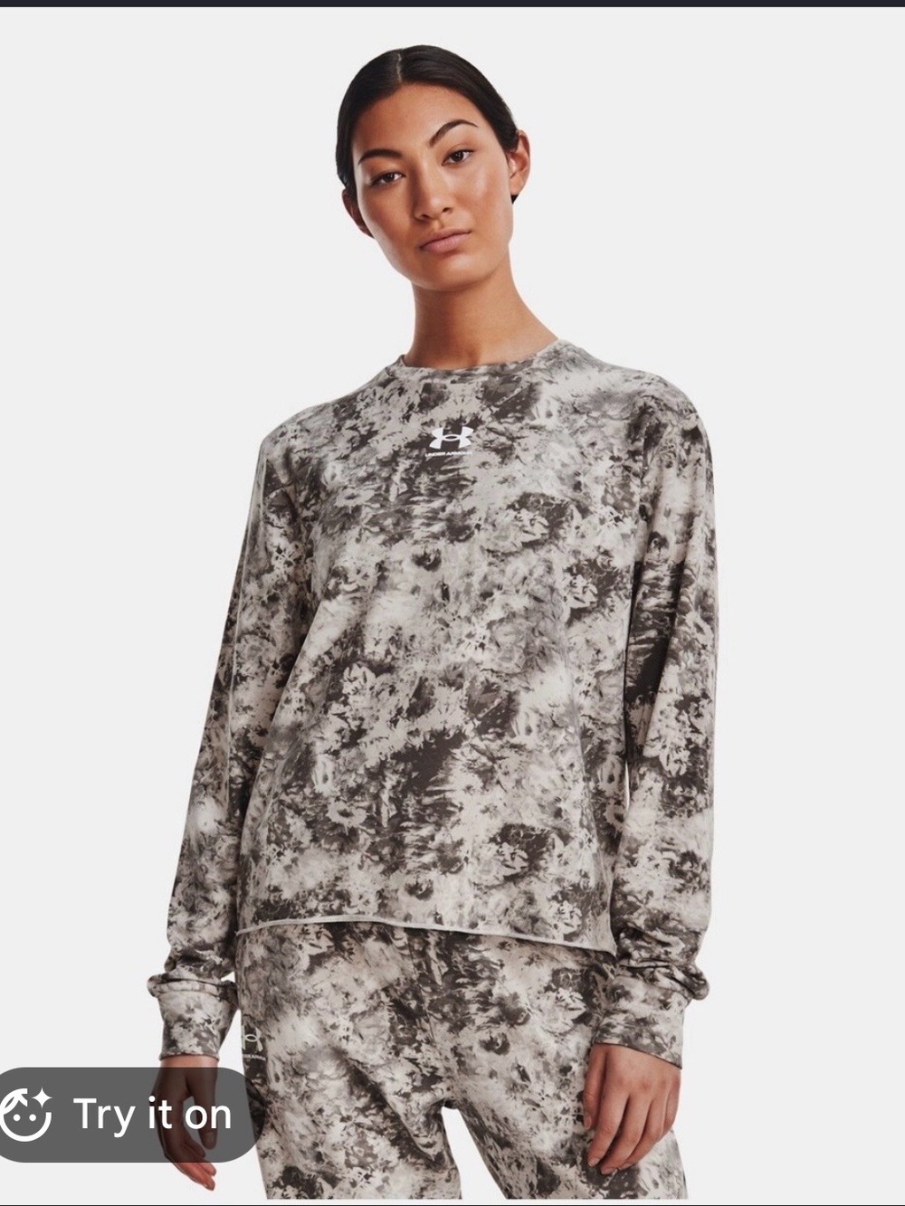 Under Armour Women’s Marble Tie-Dye Crewneck Sweatshirt in Black & White